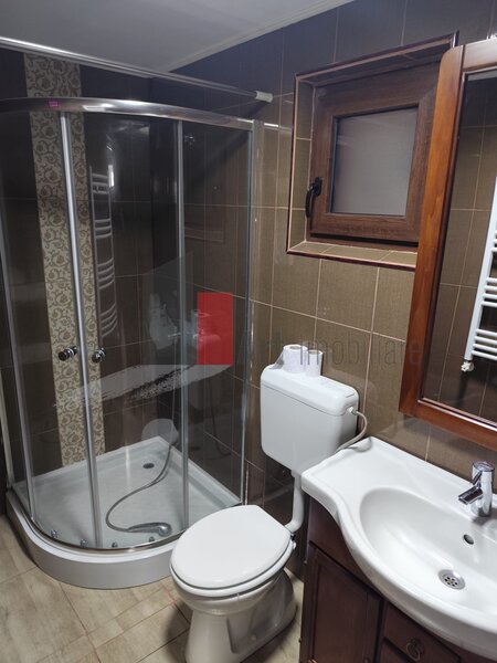 Casa de inchiriat in zona Giulesti